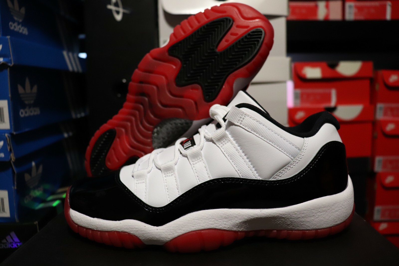 air jordan retro 11 bred grade school