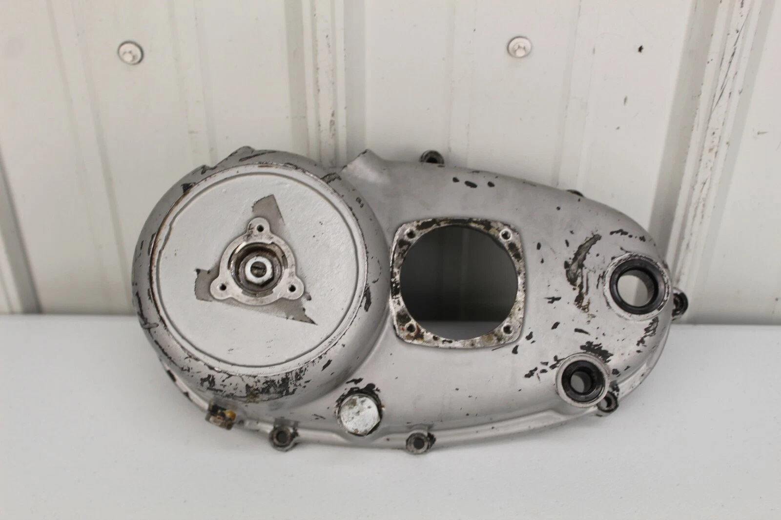 1962 Yamaha YDS2 OEM Left Crankcase Cover 152-15411-00-00 Engine Case YDS 2