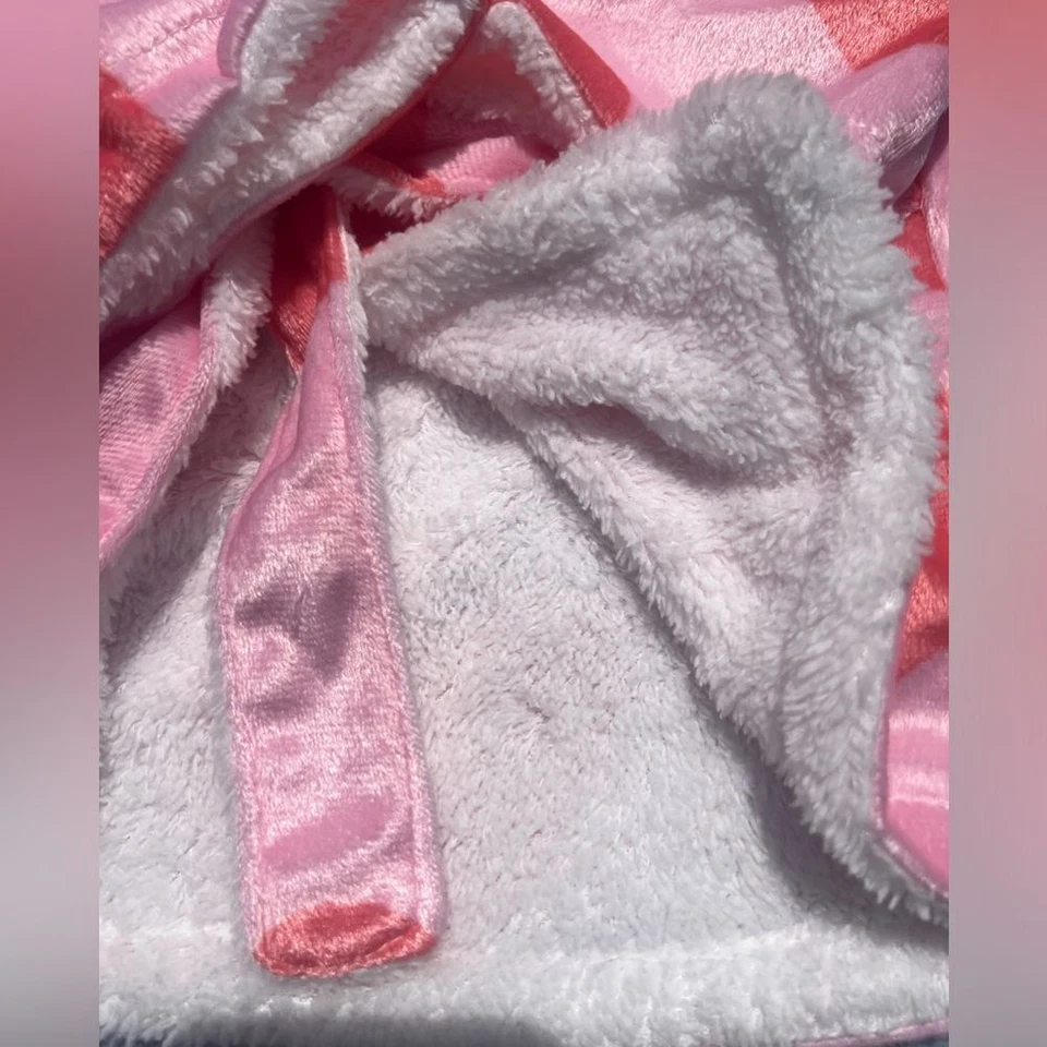 Snugly 婴儿浴袍 连帽 夏尔巴人 人造 minx 衬里 洗澡时间 女孩 婴儿 全新 — 第 4/4 张图片