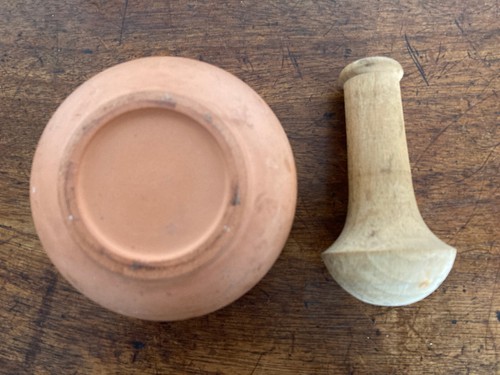 Vintage Pestle & Mortar by Henry Watson's Potteries Terracotta c 1970 - Picture 3 of 3