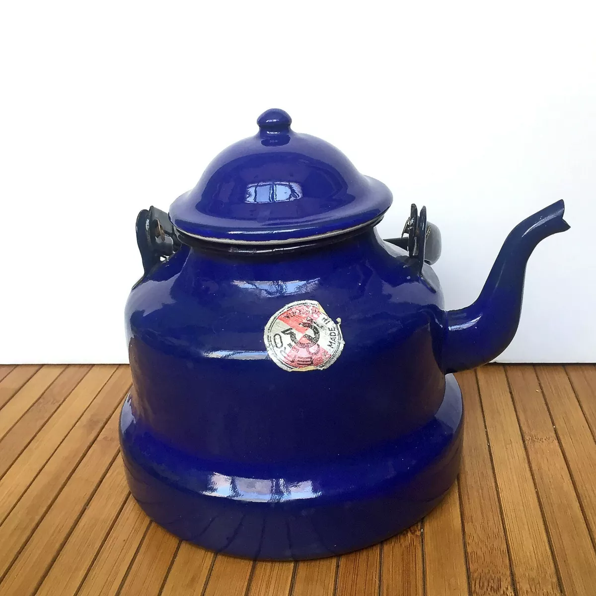 Vintage Blue Enamel Teapot Kettle kitchen tea coffee Romania ERO