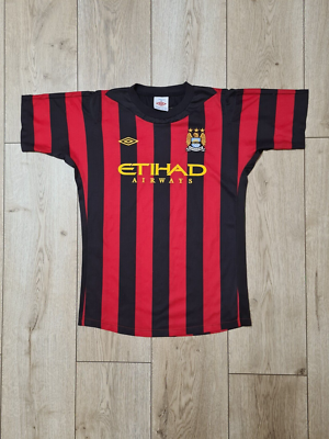 Maillot Extérieur Umbro Manchester City 2011/2012 – Taille S, Sergio Agüero | Condition Bonne, Produit Officiel
