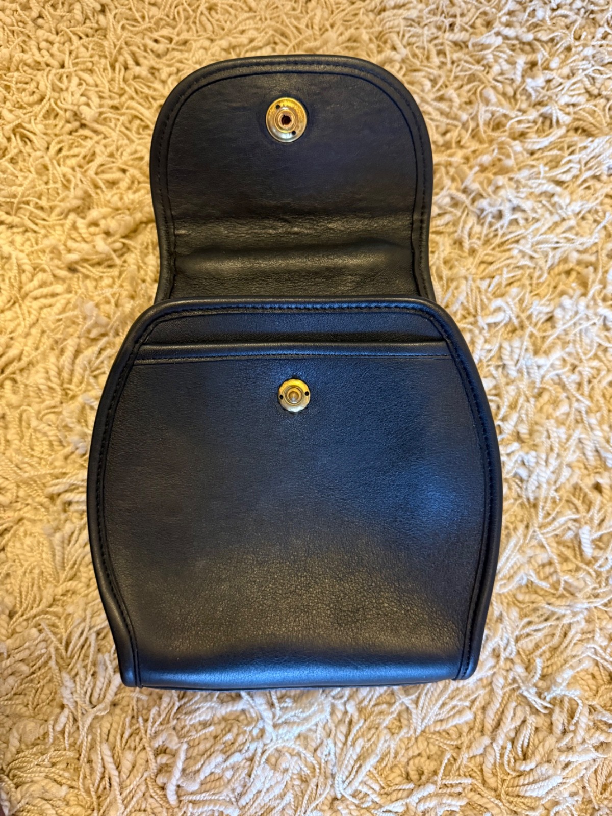 Vintage Coach Derby Bag Deep Navy Glove Tanned Leather Top Handle Crossbody image 5