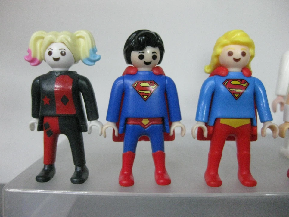 playmobil colección 16 FIGURAS superheroes dc KINDER HUEVO SORPRESA -NEW - Imagen 3 de 4