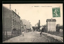 Old postcard Drancy, Avenue de Ladoucette 