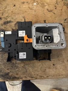 13-15 BATTERY MODULE CONTACTOR Smart Fortwo Electric Drive MOUNT BRACKET EV OEM