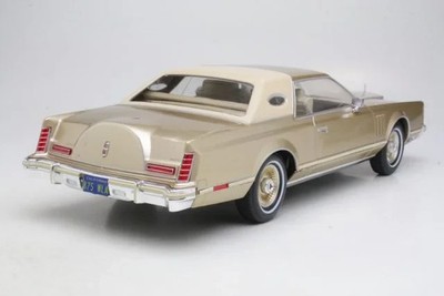 1977 LINCOLN CONTINENTAL MARK V GOLD SEALED MODEL 1:18 by MCG