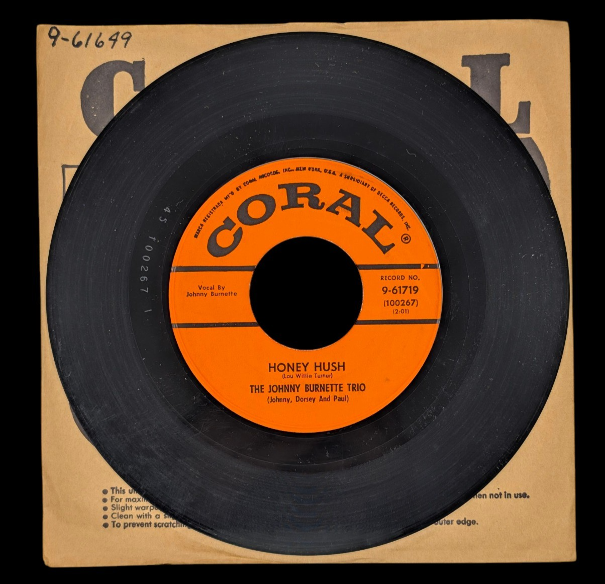 Johnny Burnette – The Train Kept A-Rollin' / Honey Hush, Gloversville, US, 1956