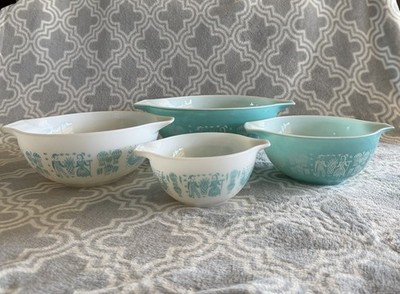 Vintage PYREX Amish Butterprint Nesting Mixing Bowls Set of 4 (441 442 443 444)