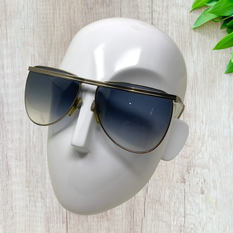 Винтажные солнцезащитные очки 1980-х Laura Biagiotti OXSOL T1473 матовые серебристые с бровями - Изображение 2 из 4