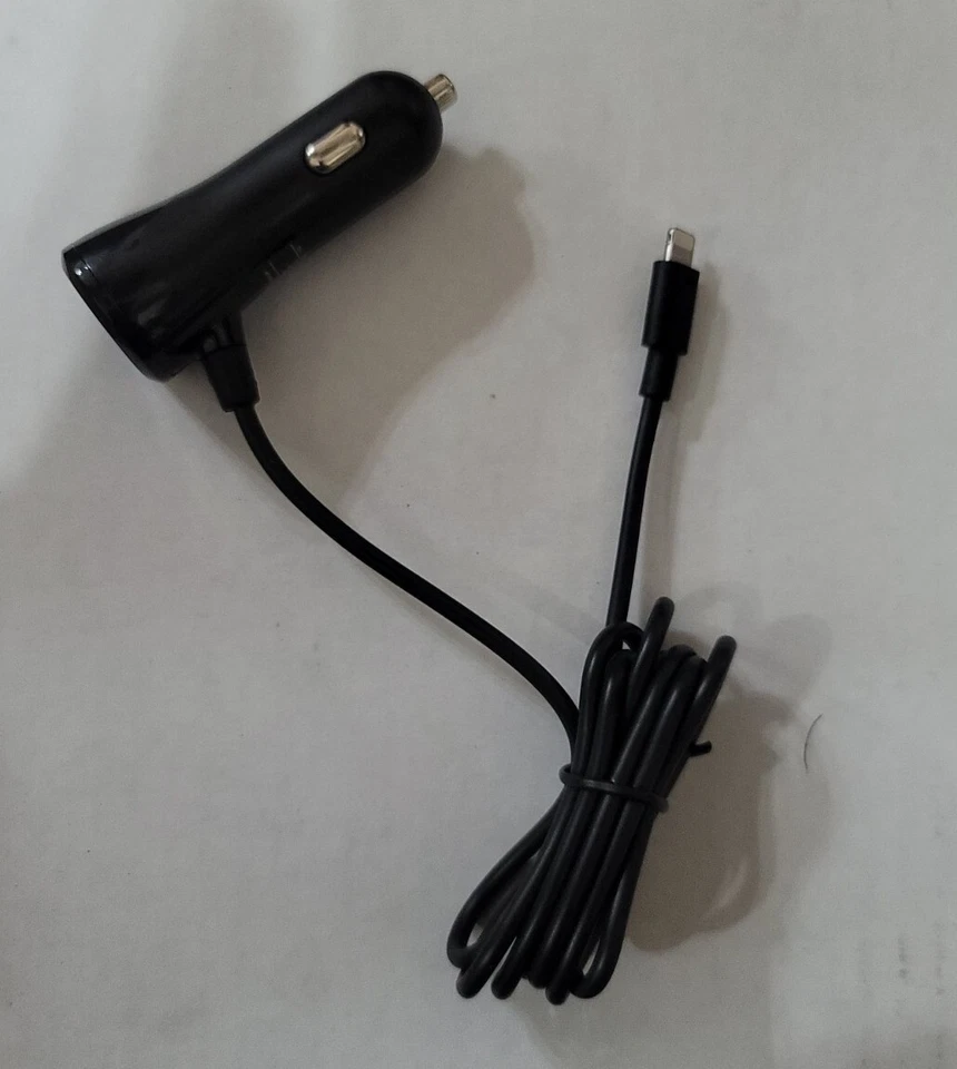 LOT OF 50 Sprint Dual USB Output Car Charger for iPhone 11, 12,XS New - Image 2 of 4