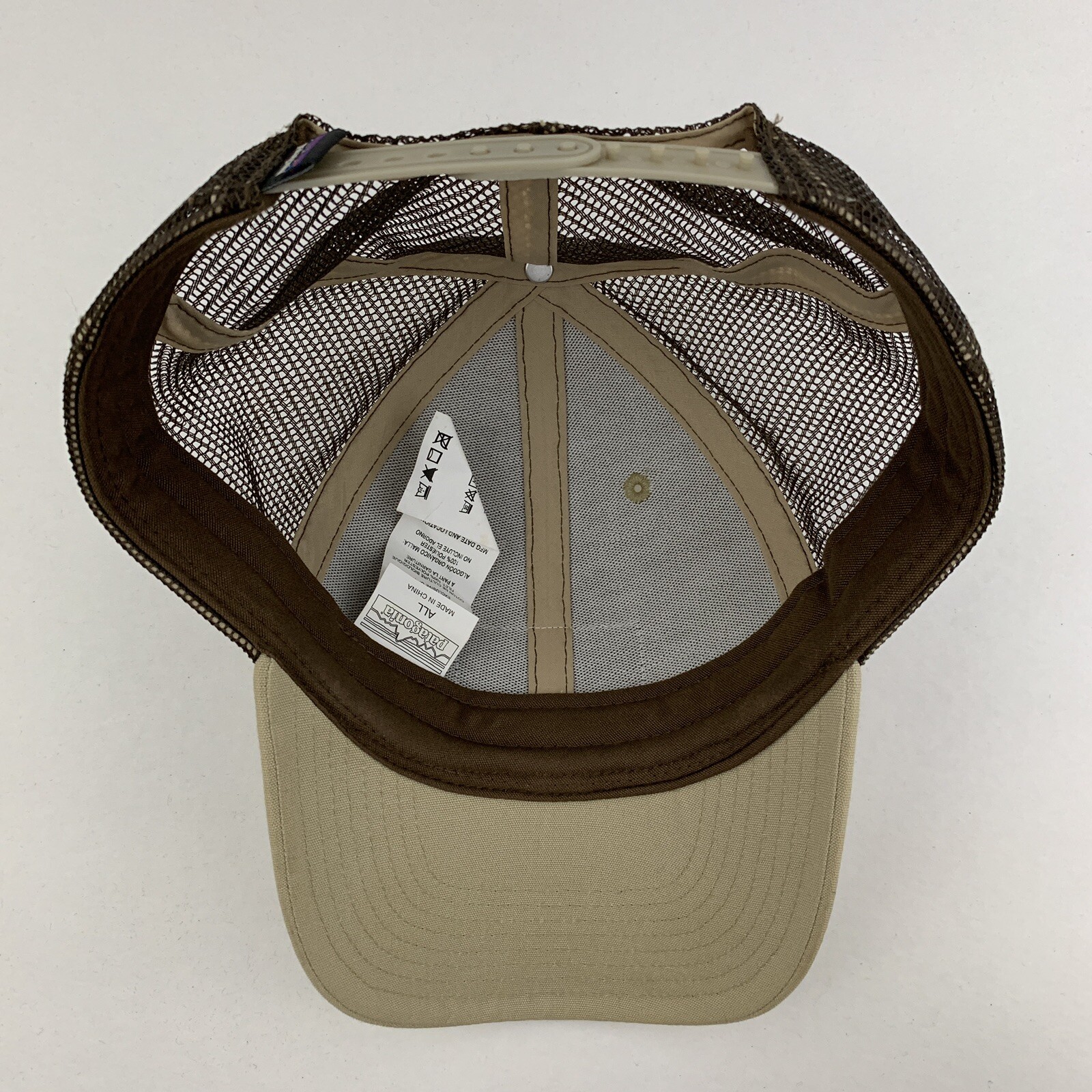Patagonia Box Patch Hat Mountain Script Logo Mesh… - image 8