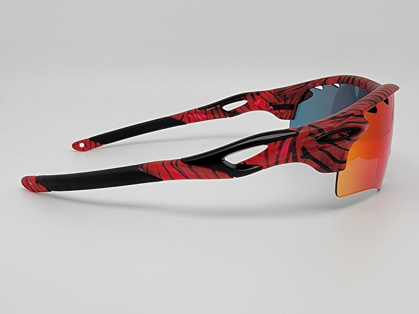 Oakley OO9206-35 RadarLock Path Urban Jungle Red Frame +Red Iridium Sunglasses image 6