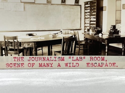 U7 Photograph The Journalism "Lab" Room Scene Of Many Wild Escapade 1910-20's - Picture 3 of 10