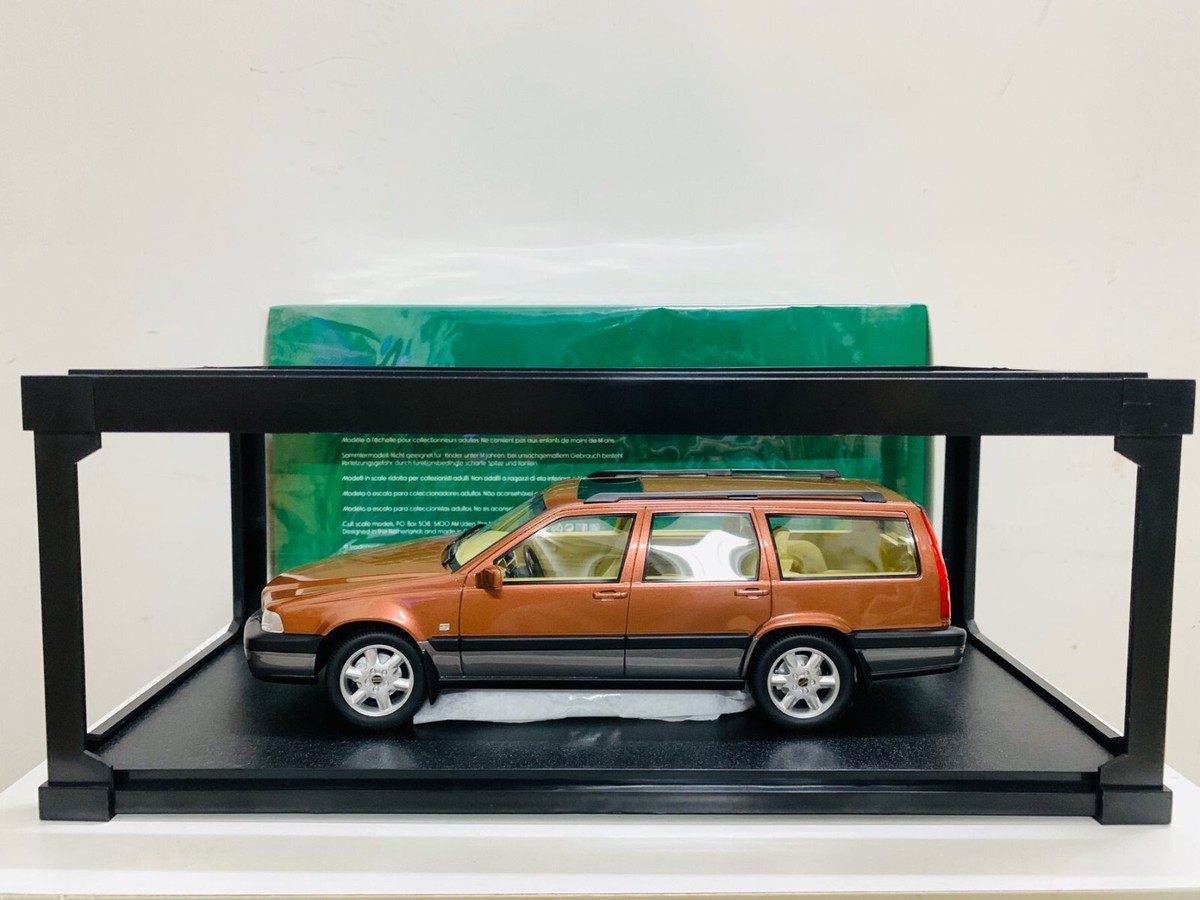 Cult Models! 1:18 Resin Model Car Volvo V70 XC Cross Country