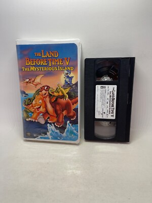 The Land Before Time V: The Mysterious Island (VHS, 1997, Clamshell ...