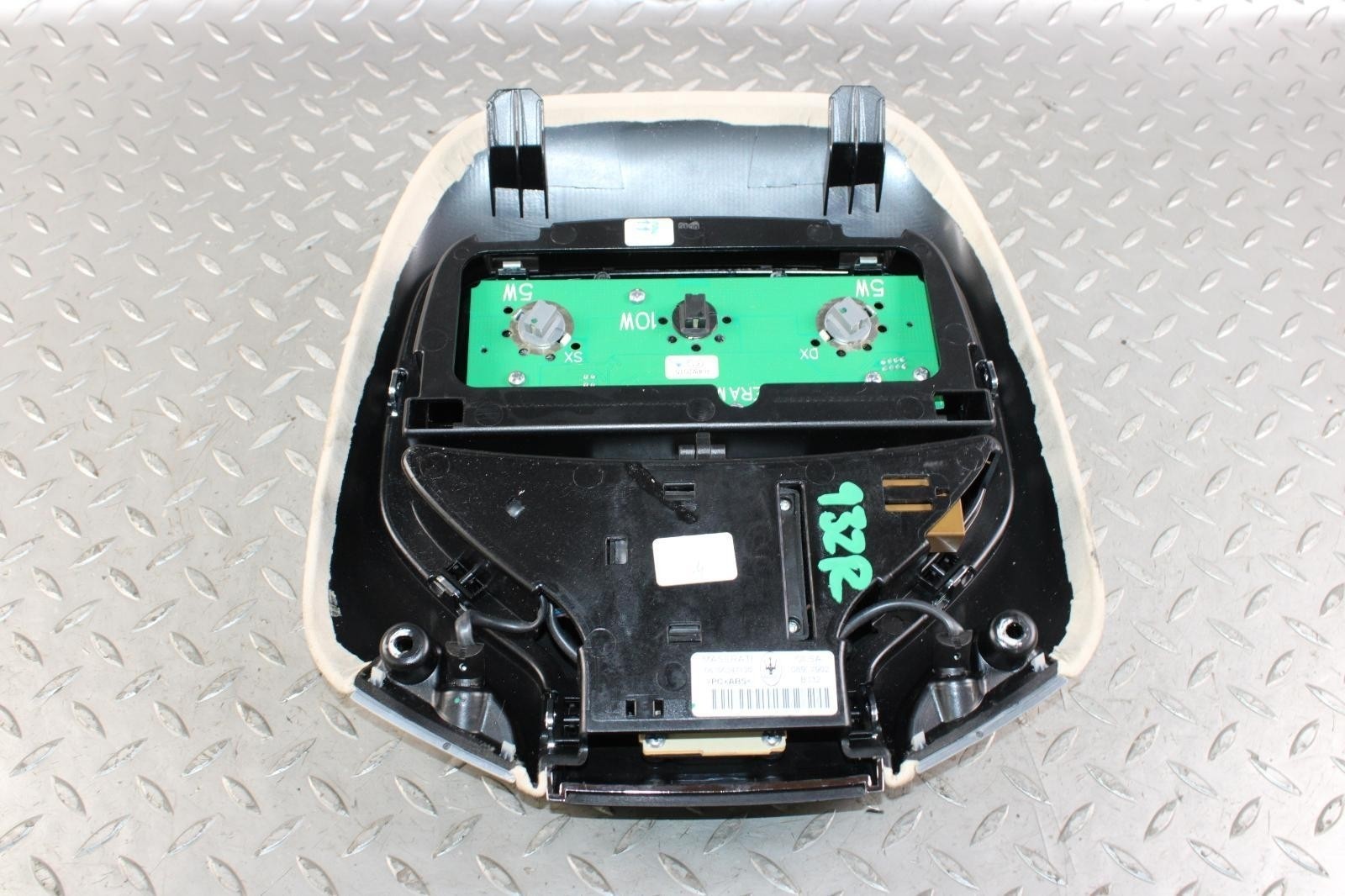 ⚠️NOTE⚠️ 14-17 Ghibli Suede Roof Front Console Sun Roof Garage Opener Controls