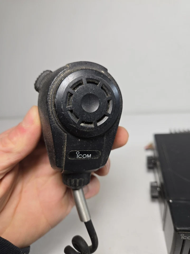 ICOM ic-M57 VHF Marine Transeiver  - Immagine 4 di 4