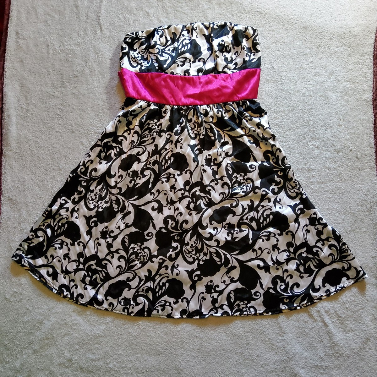 Forever 21 Strapless Mini Dress Junior's Size Small Black White Pink | eBay