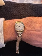 Vintage Lady Elgin 14k Gold Filled Watch - Running 