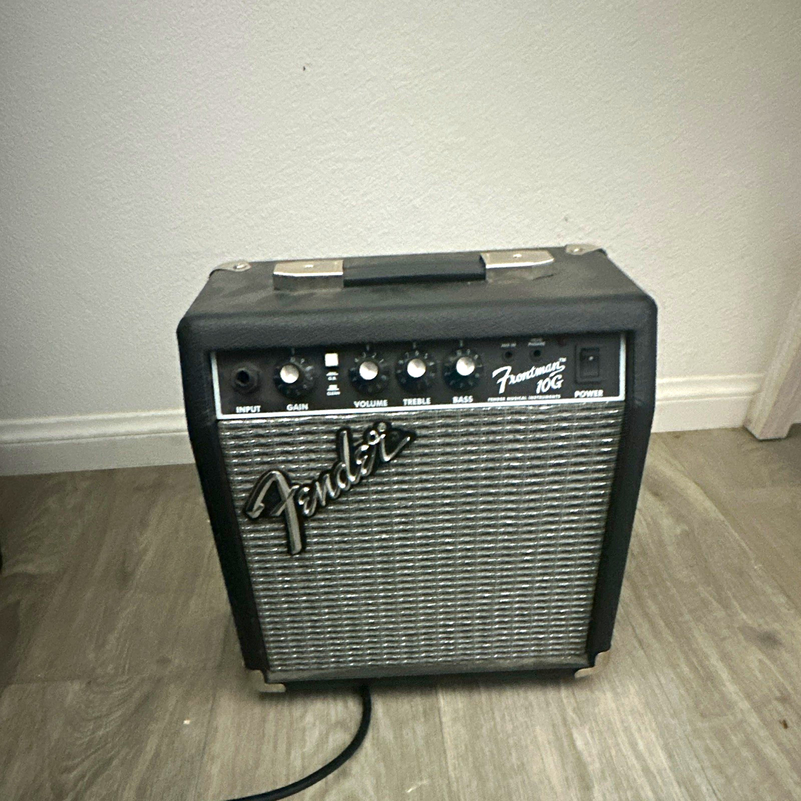 Fender Frontman 10G 10W Solid State 1-Channel Combo Practice Amp