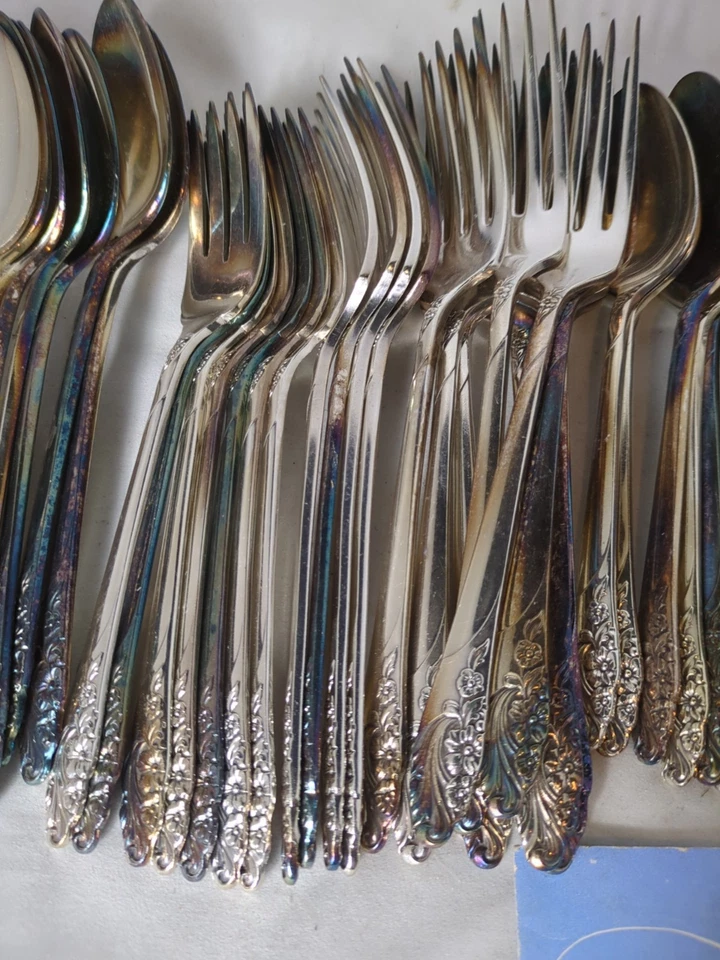 Community Evening Star Flatware 57 Pc Oneida Silver Plate Service For Eight Plus - Image 4 of 4