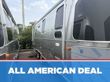 2027 Airstream Flying Cloud 25FBQ