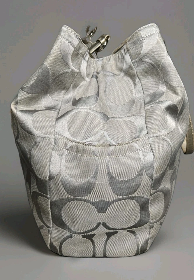 COACH GABBY SIGNATURE GREY/SILVER CARRYALL TOTE SHOPPER SHOULDER BAG F14863 LARG - Image 4 of 4