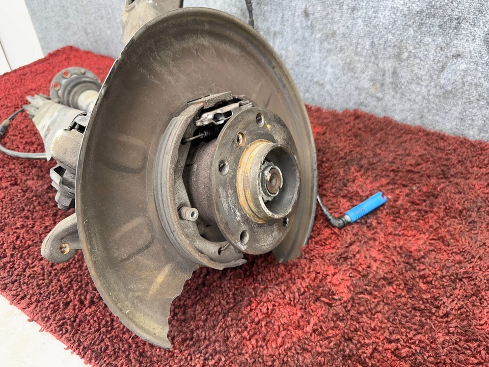 ОРИГИНАЛЬНЫЙ ШПИНДЕЛЬ РЫЧАГА ПОДВЕСКИ ЗАДНЕЙ ЛЕВОЙ СТОРОНЫ BMW 2001-2006 E46 330CI 330I 121K - Изображение 2 из 4