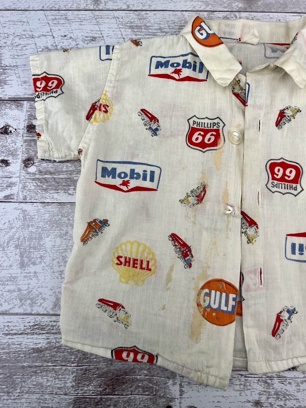 Vintage 1970s Childs Novelty Print Gas Station Button… Gem