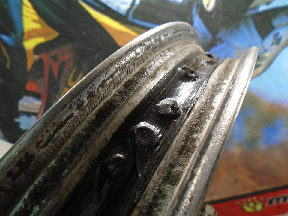 Yamaha YZ 426F 2002 rueda trasera (E) 02 YZ426F 426 Foto 4 de 4