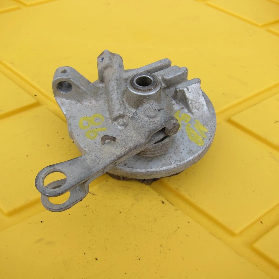 1985 Honda Aero 50 OEM BRAKE SHOE SET - Image 4 of 4