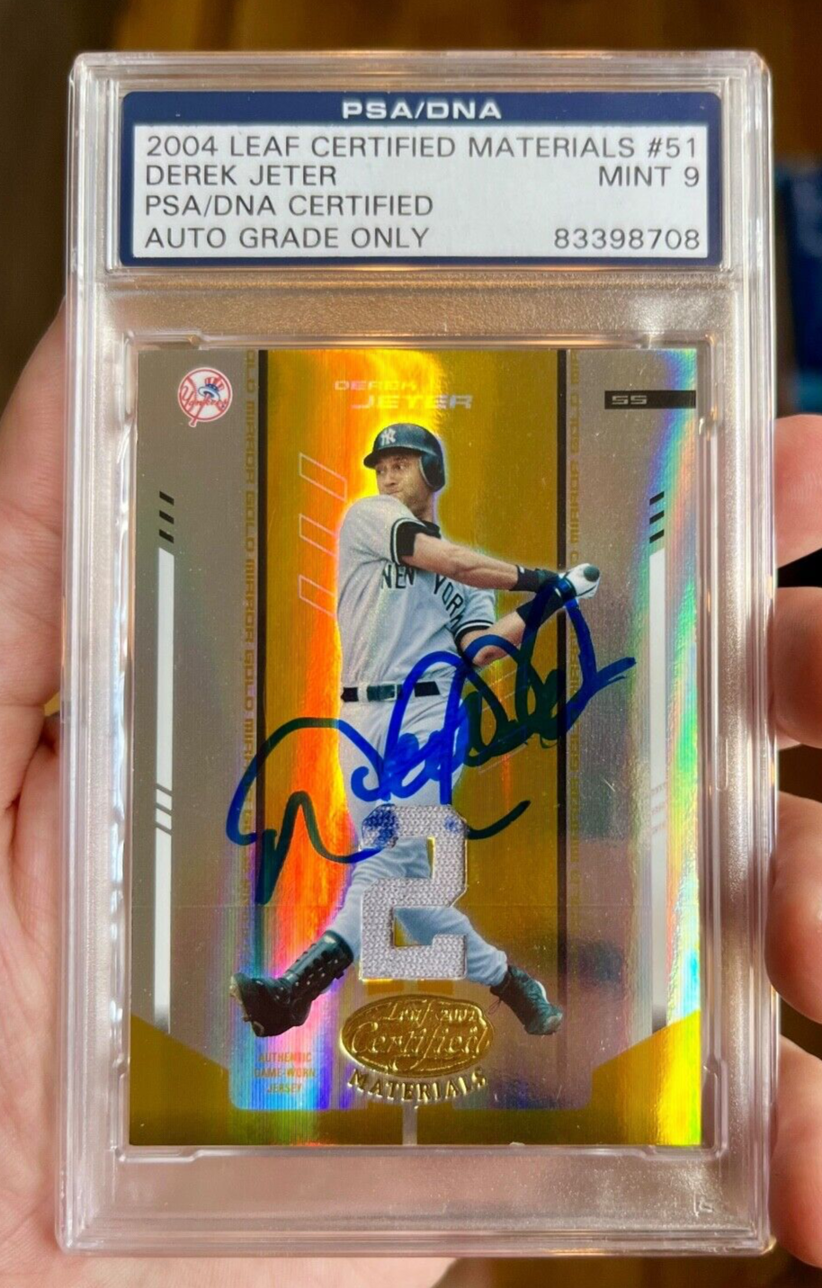 Derek Jeter 2004 Certified Materials Mirror Gold #02/25 (JERSEY #) PSA 9 Auto 