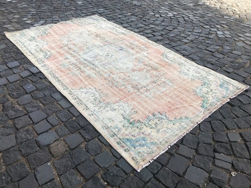 Turkish Antique rug Bohemian Area rug Oushak rug Vintage Rug Handmade Wool rug