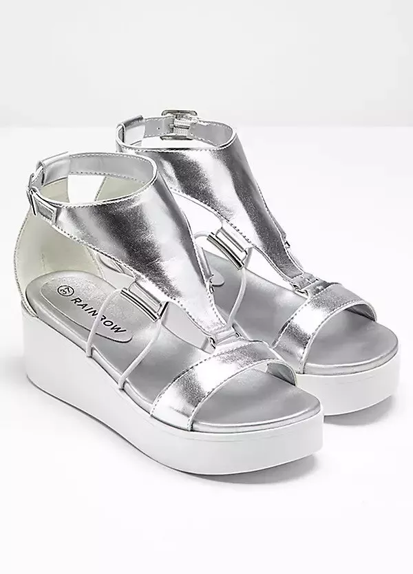 Silver platform flip best sale flops