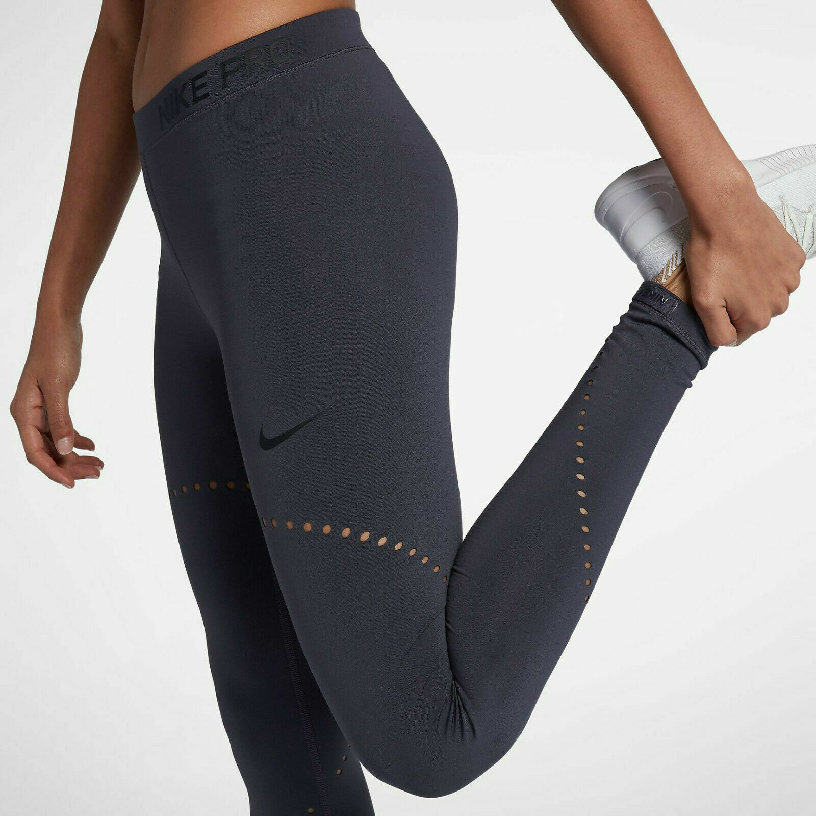 nike pro hyperwarm training tights