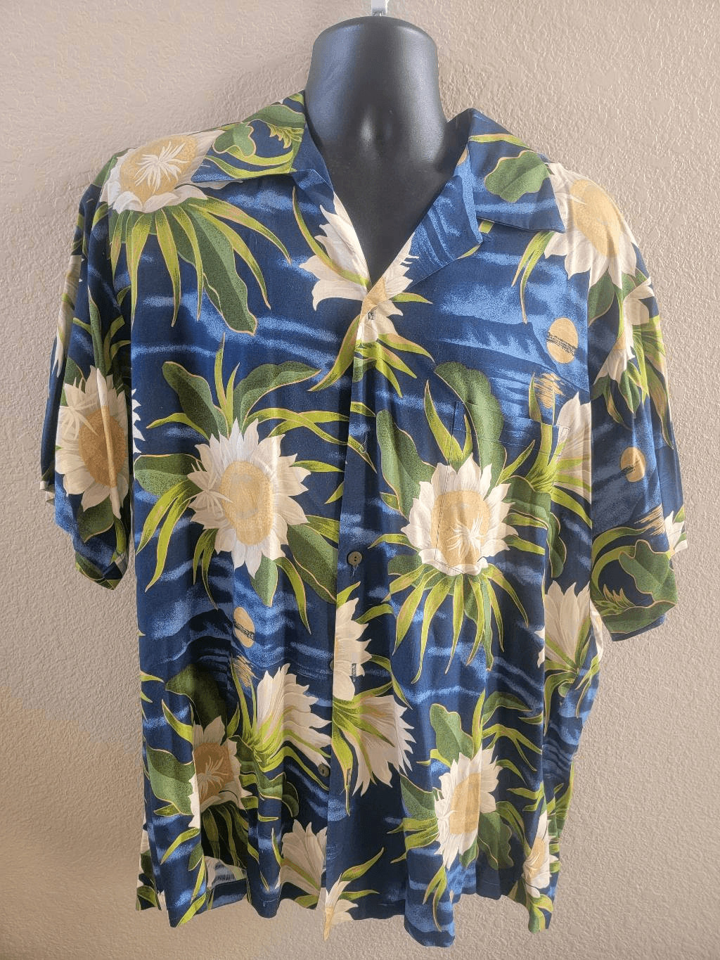 Pineapple Juice Mens Sunflower Pattern Button-Up … - image 1