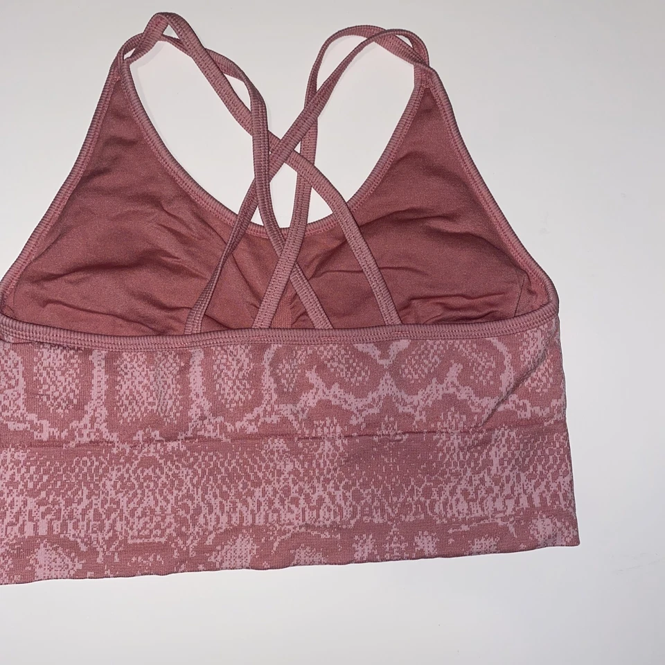 Sujetador deportivo New Balance para mujer talla XL inalámbrico espalda deportiva cobertura completa Foto 4 de 4