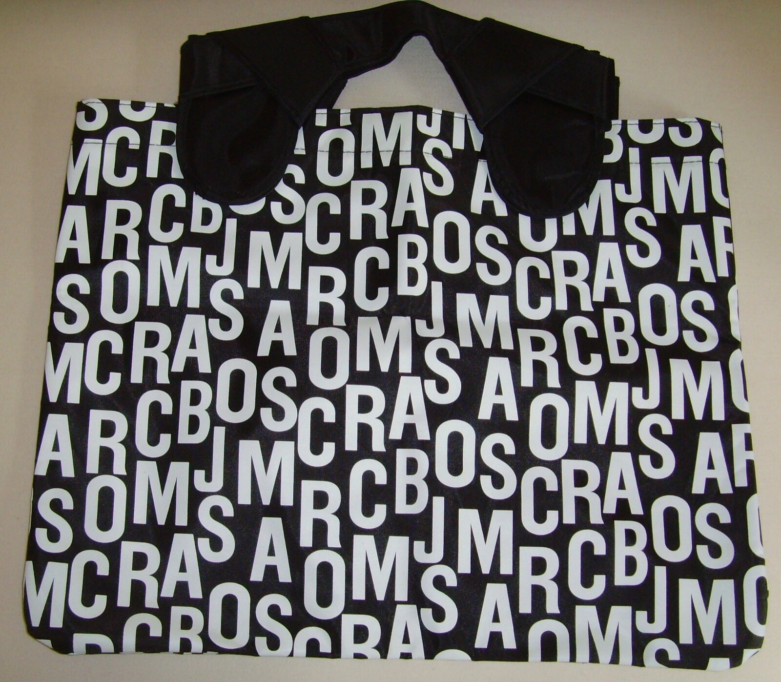 TOTE Bag in BLACK and White - NEW!-image