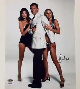 SIR-ROGER-MOORE-Signed-007-James-Bond-11x14-Photo-7-PSA-DNA-COA-Autograph-Auto