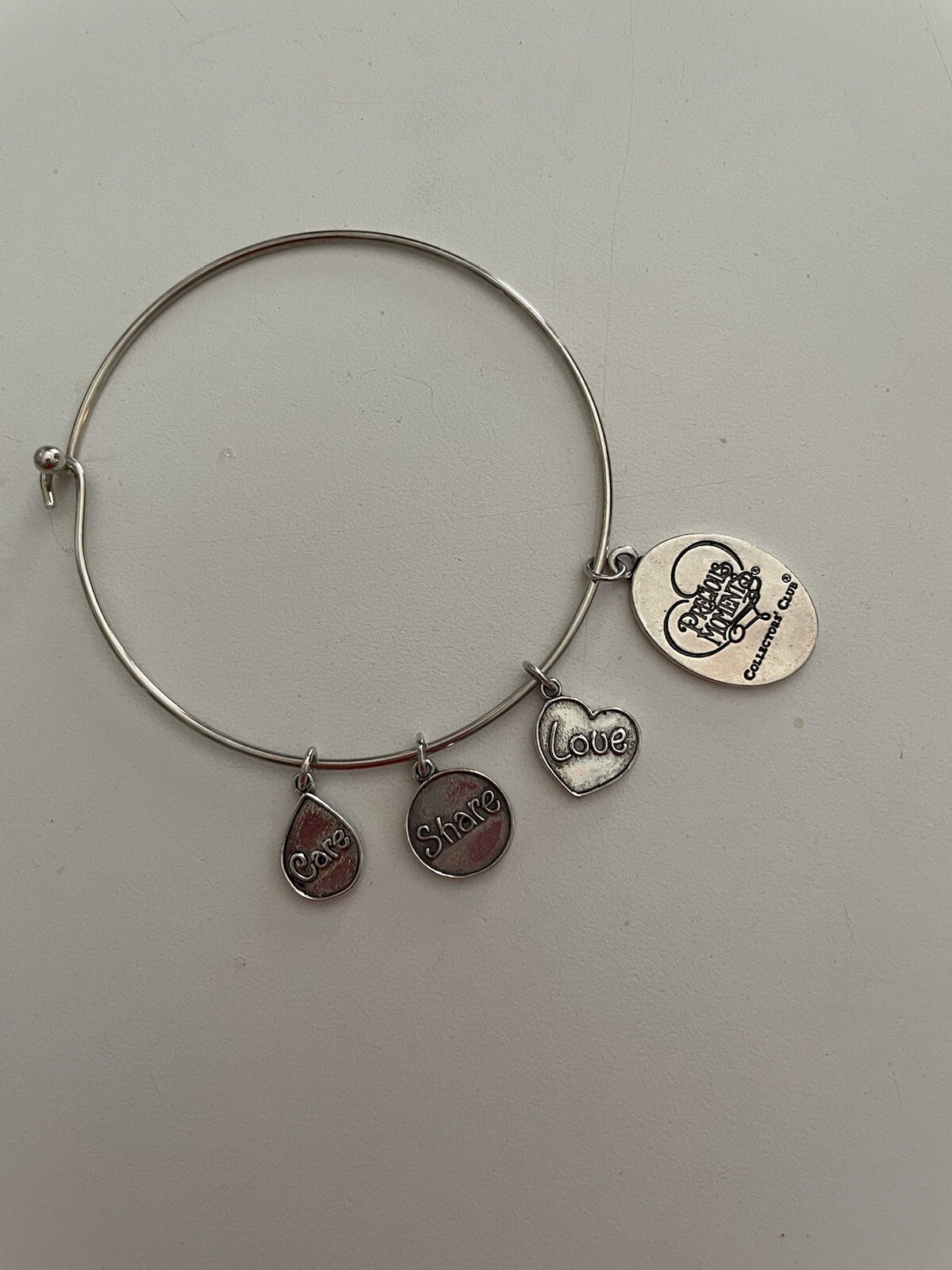 Precious Moments Collectors Club 35 Yrs Bracelet, Silver Charms: Care,Share,Love