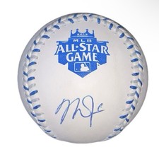 Mike Trout Rookie Cards Checklist and Autographed Memorabilia Guide 39