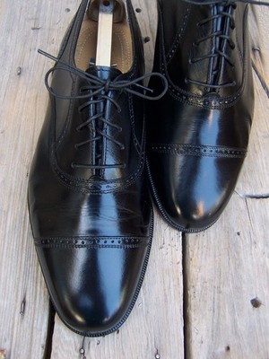 BALLY Mens Casual Dress Shoes Fine Black Leather Lace Up Italian Oxfords Size 9M