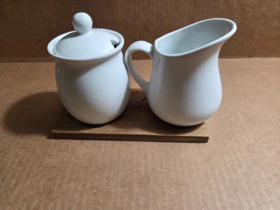 Juego de azúcar y crema con bandeja Better Homes & Gardens blanco 4 piezas porcelana Foto 2 de 4