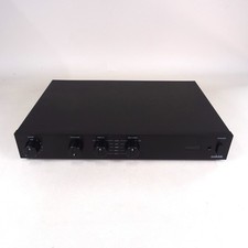 Audiolab 8000Q Stereo Preamplifier with Remote, RCA Interconnect & Power Cable