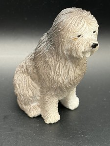 OLD ENGLISH SHEEPDOG PLASTIC SITTING FIGURE
