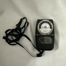 Vintage General Electric Exposure Meter Light Type DW-68 Used working Black