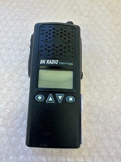 BK Radio KNG P500 440 520 MHz UHF Full Keypad P25 Two Way Radio / UNTESTED