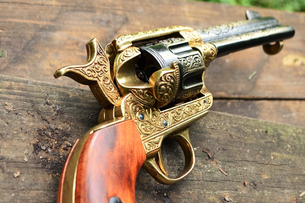 Colt M1873 Peacemaker Old West Revolver - 1873 - Non-Firing Denix