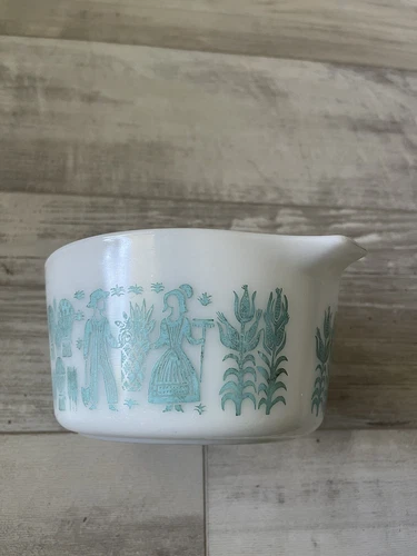 Vintage Pyrex BUTTERPRINT AMISH CINDERELLA BOWL no LID #473 1qt Turquoise